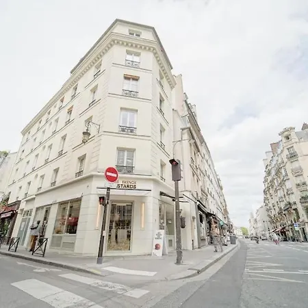 Another Attractive Flat Near By St-germain, St-placide
