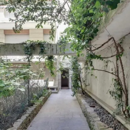 Apartmán Another Attractive Flat Near By St-germain, St-placide *