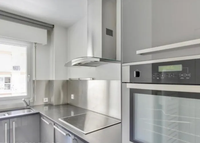 Apartament Another Attractive Flat Near By St-germain, St-placide *