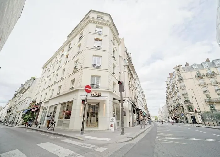 Another Attractive Flat Near By St-germain, St-placide